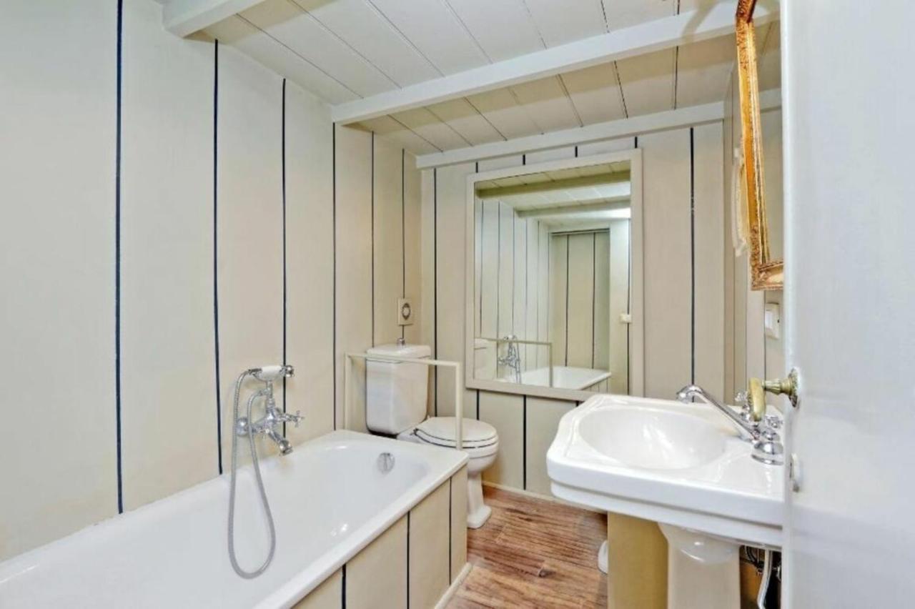 Studio Apt In Rome City Centre Via Gregoriana By Halldis 외부 사진