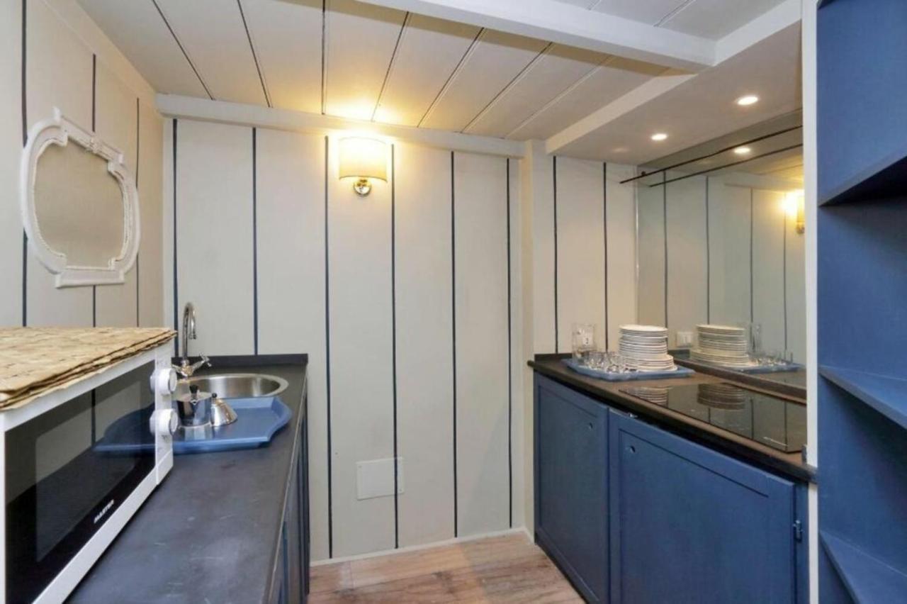 Studio Apt In Rome City Centre Via Gregoriana By Halldis 외부 사진